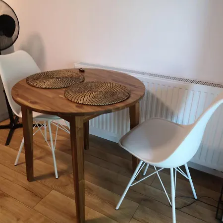 Komfort Z Balkonem I Parkingiem W Centrum Wroclawia Apartmán *