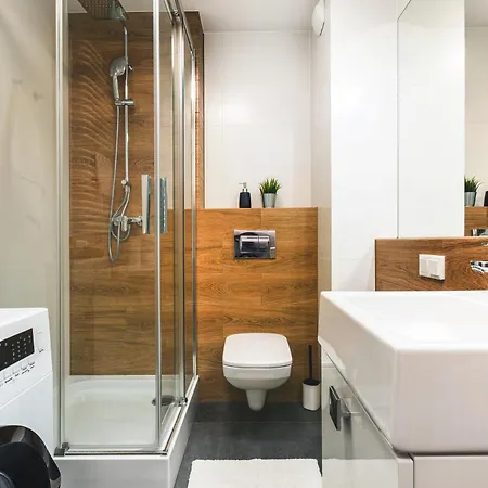 Komfort Z Balkonem I Parkingiem W Centrum Wroclawia Apartmán